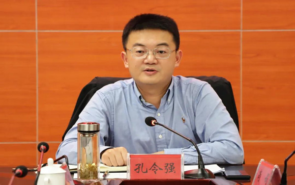 孔令强主持召开南县禁捕退捕基础工作补短板调度会