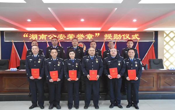 񾯲7.jpg