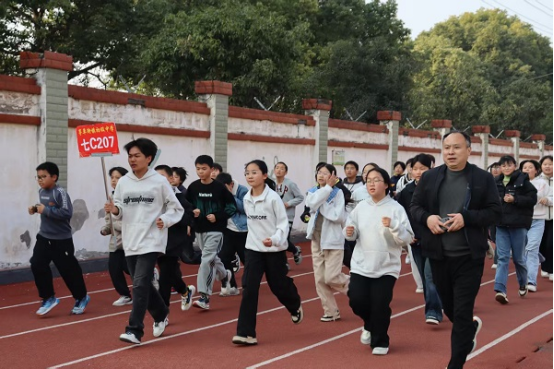 é�ݽ�����ѧ����μ����������