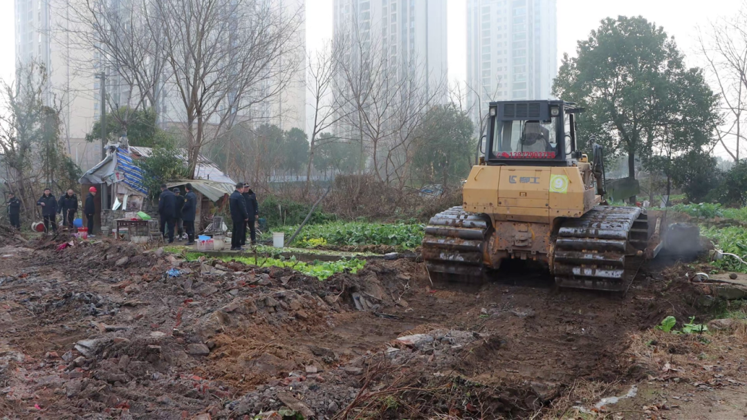 ͳ���ƽ�����ͣ��λ���� �����ƽ�Ⱥ��ͣ������