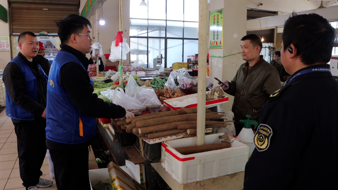 �����г��ල�����ֿ�չʳƷ��ȫ������Ҽ���������