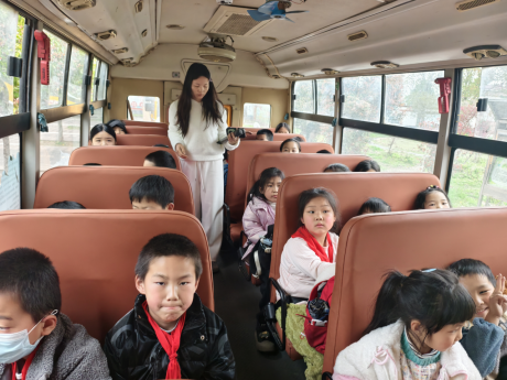 é�ݽְ˰ٹ�Сѧ���淶�˳������򣬰�ȫ�ػ�ů����