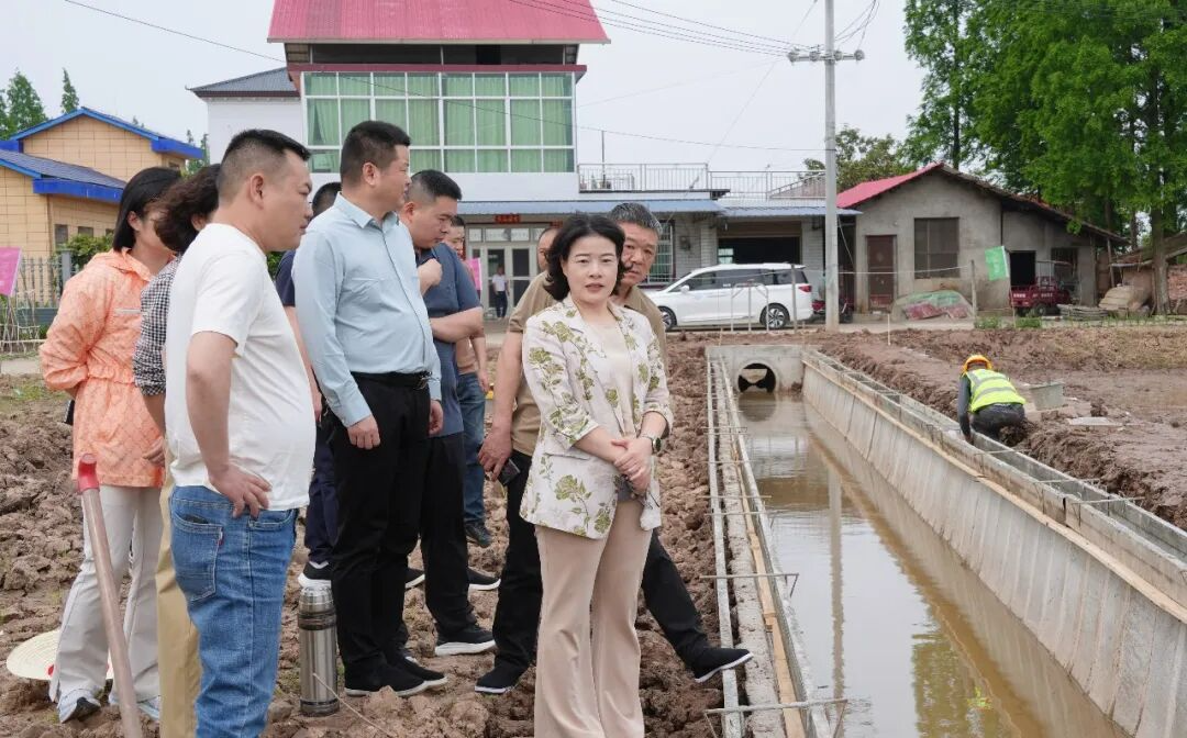 �ӽ������и߱�׼ũ�ｨ����ص�������